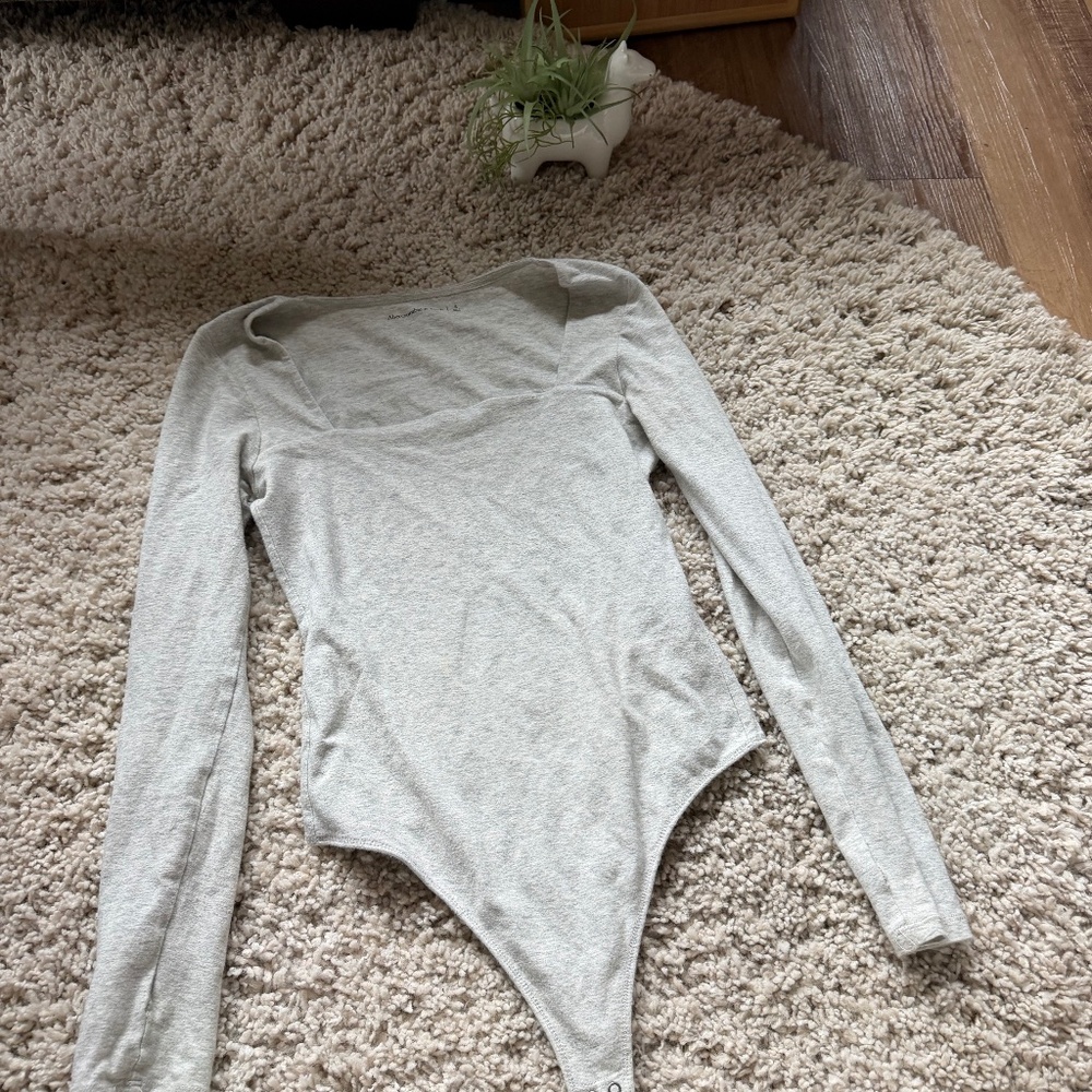 Chic heather Abercrombie & Fitch light low collar long sleeve Heather Gray Bodys